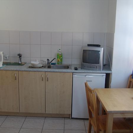 Hostel Victoria Краків Екстер'єр фото
